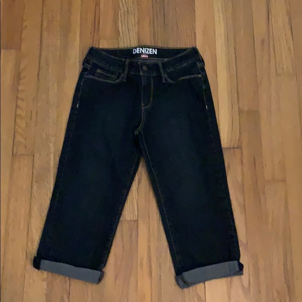 Levi’s Cropped Jeans